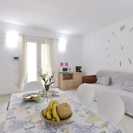 Izzhome New One Apartmán Pula